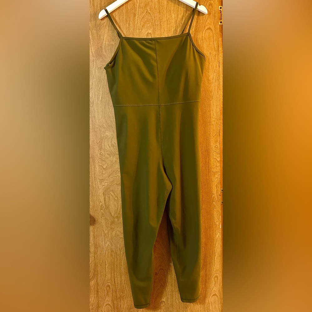 Old Navy Active Powersoft Jumpsuit Olive Green XL Go-Dry